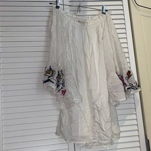 Super cute off shoulder white dress!